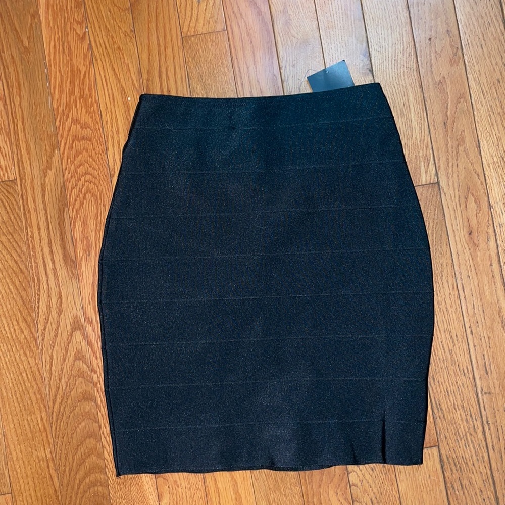 Black pencil skirt